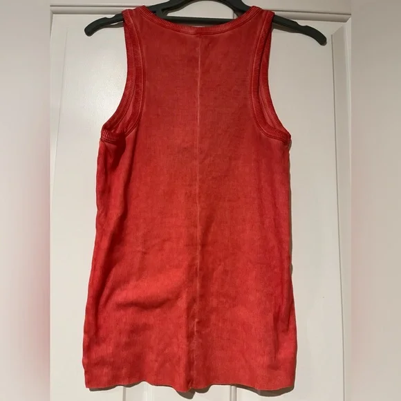 2/$15 NWT True Craft over dyed pinkish red tank top size medium - Picture 4 of 11